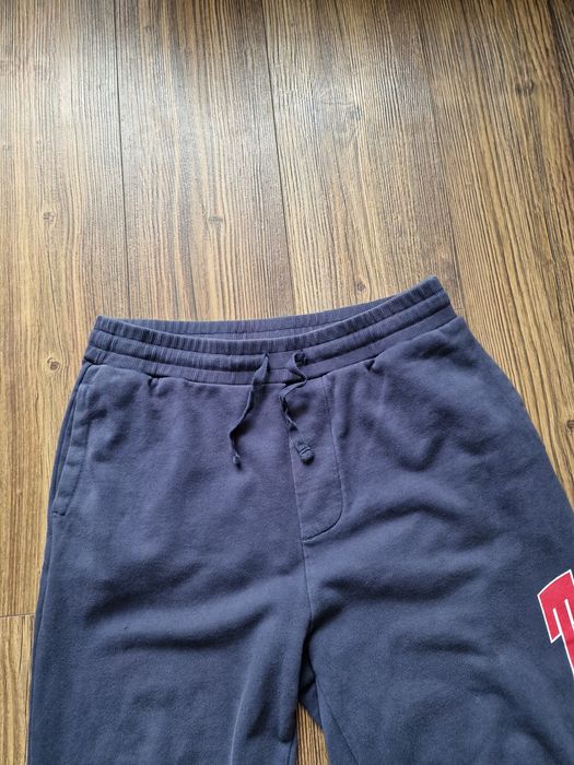 Страхотно мъжко спортно долнище TOMMY HILFIGER размер L