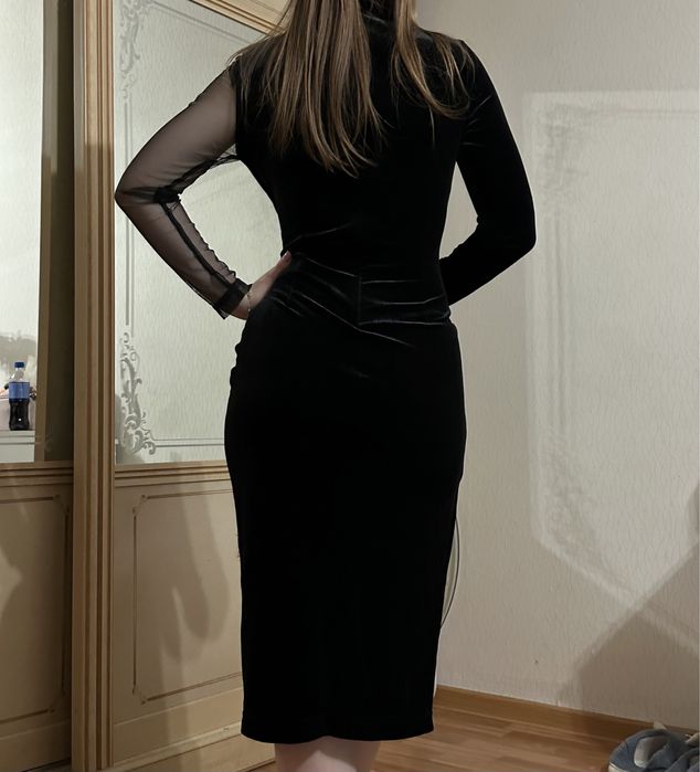 Платье вечернее