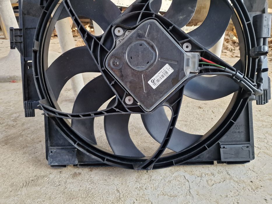 BMW  F20 f30 f31 F34 F33 F36 F21 радиаторна перка