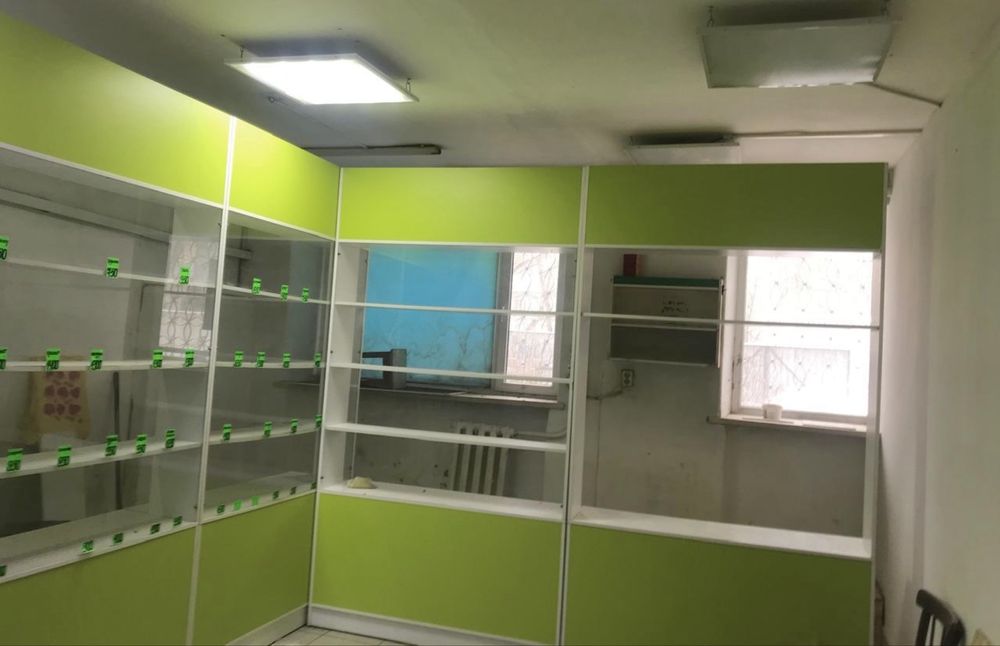 Продам торговые витрины