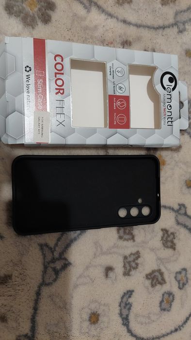 Huse Samsung A13 5G, A34 5G și A15 negre