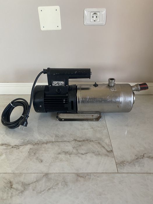 Pompa apa Grundfos de suprafata