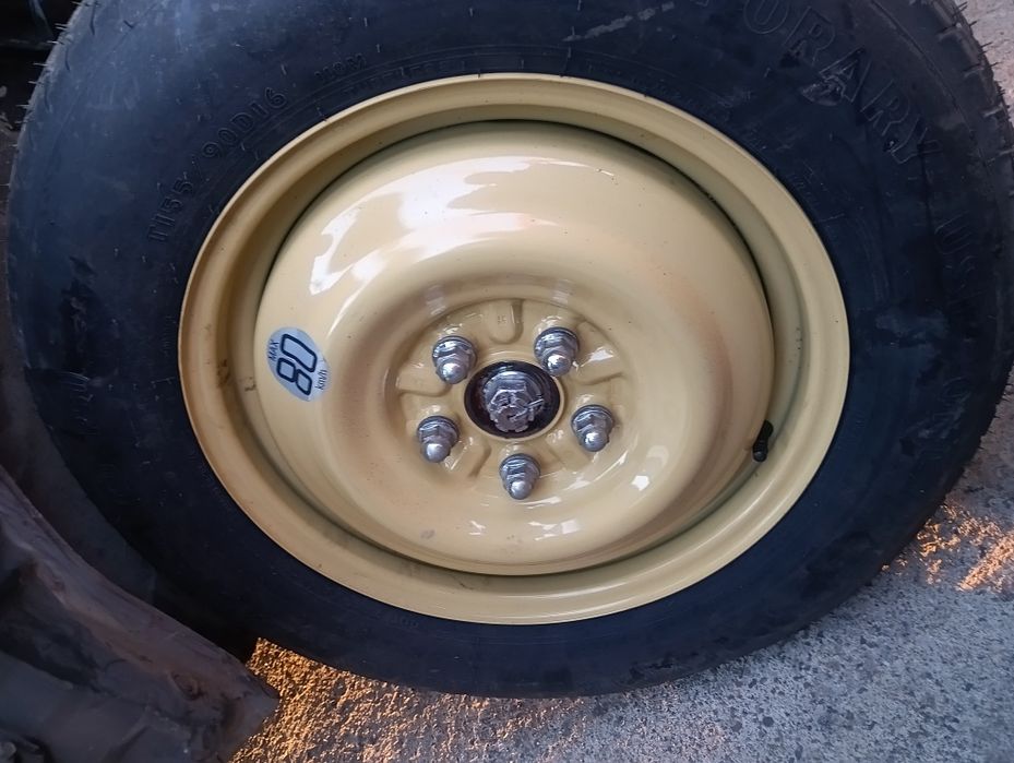 Резервна гума патерица за Митсубиши