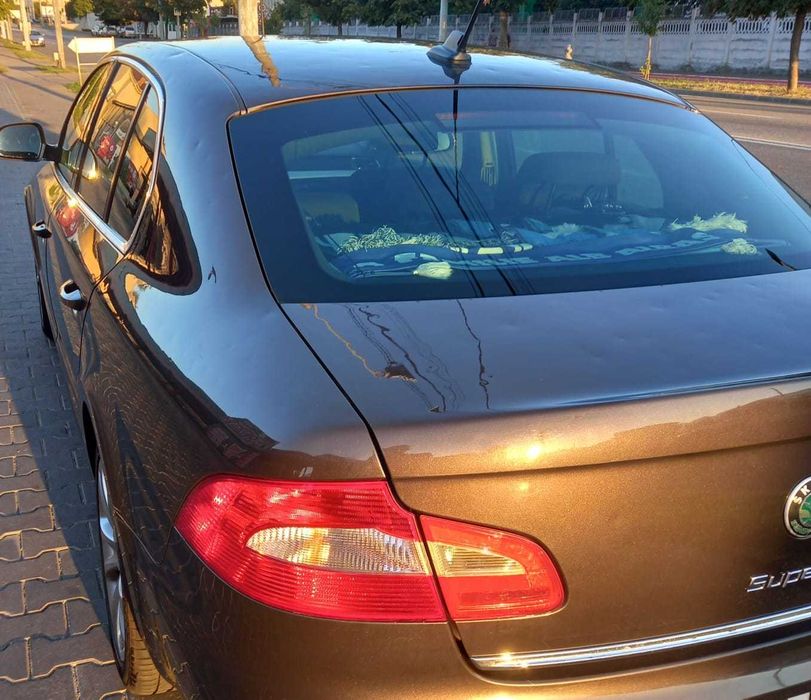 skoda superb 2010