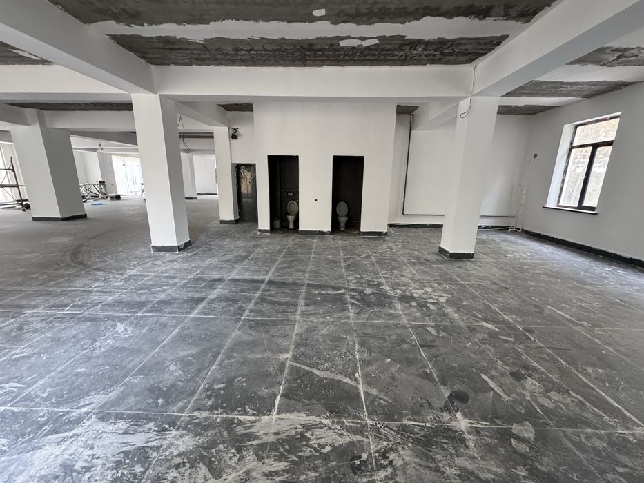 Katta magazin sotiladi buxoroda