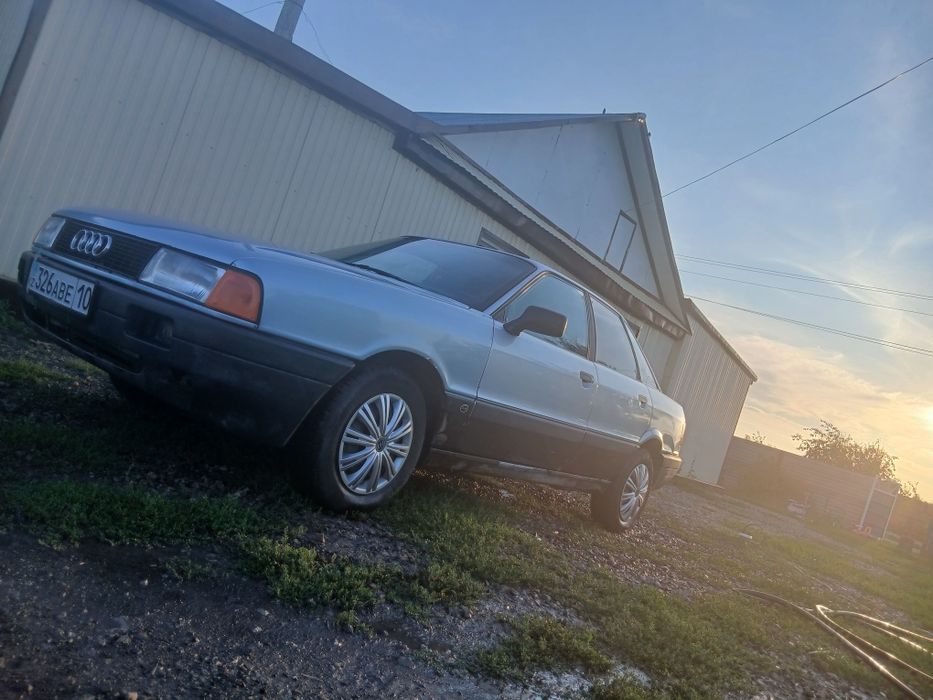 Продам машину ауди 80