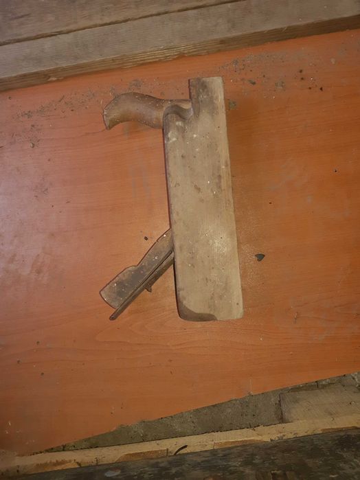 Стар модел ръчно ренде за дърво-антика