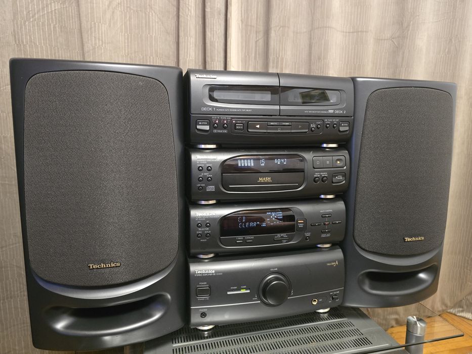 Linie Technics SC-CH404 Vintage Hi-Fi System - Sunet Puternic, CD, Deck Dublu, Tuner