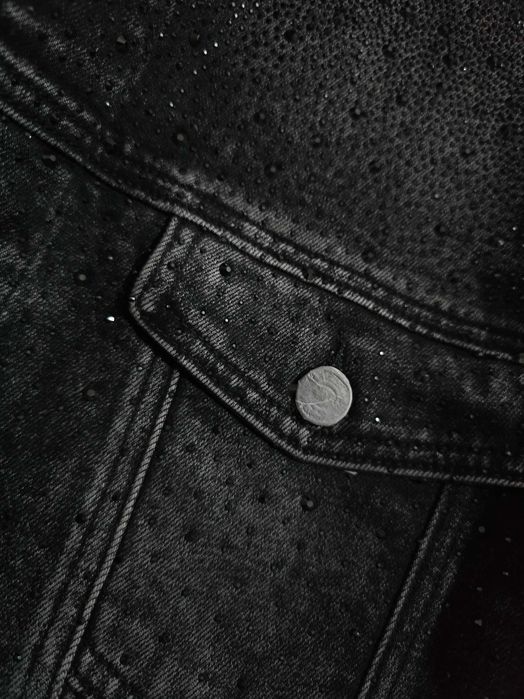 Дънково черно яке с камъни