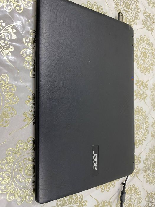 Acer Aspire ES 15 Es1-572-34NU noutbuki