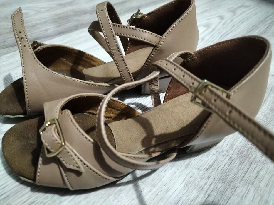 Sandale sans sportiv