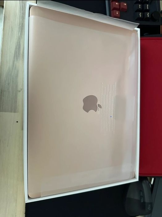 Macbook air m1 2021 yil 512 gb