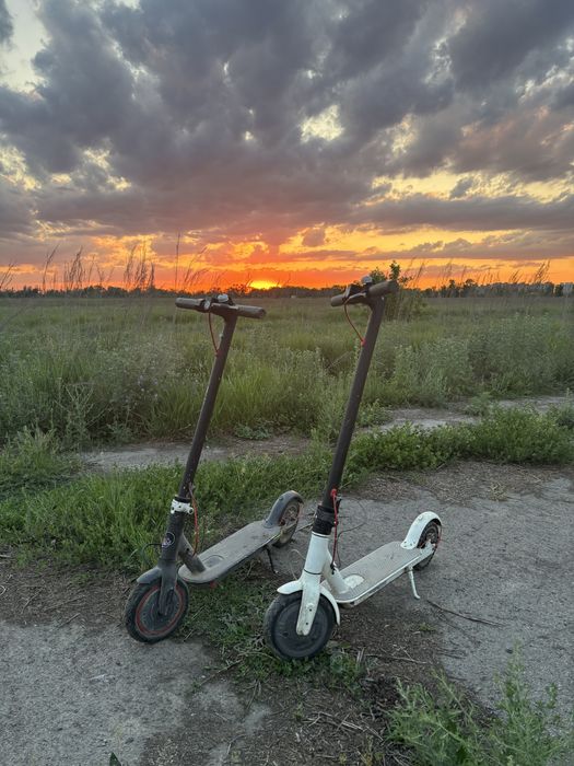 Элеткро самокат м365