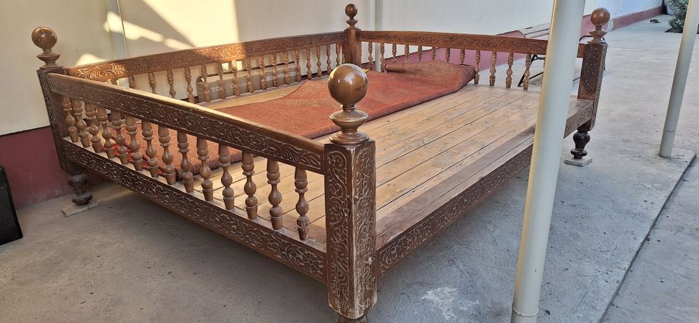 Krovat sotiladi narxi 4 million 200