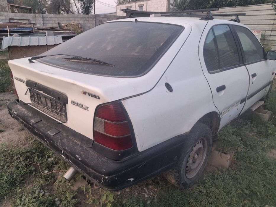 Продам машину nissan primera
