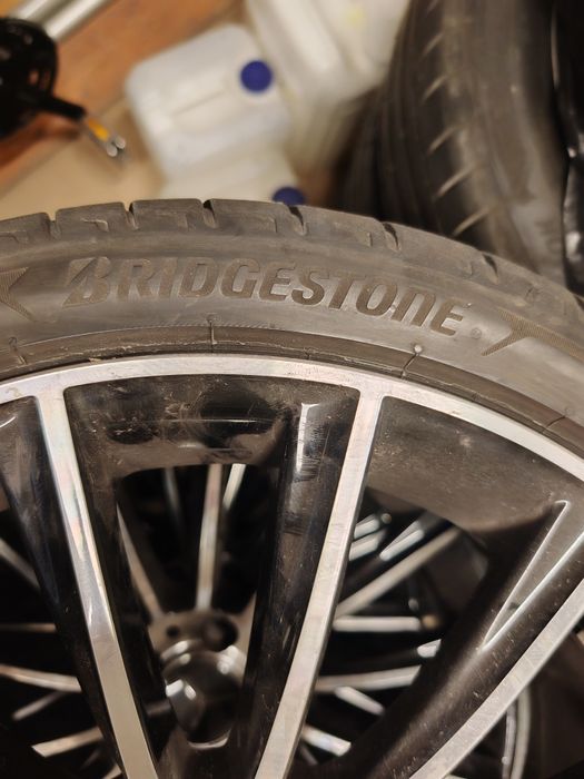 Летни гуми Bridgestone Potenza Sport 285/30ZR19 98Y по 2 бр 255/35ZR19