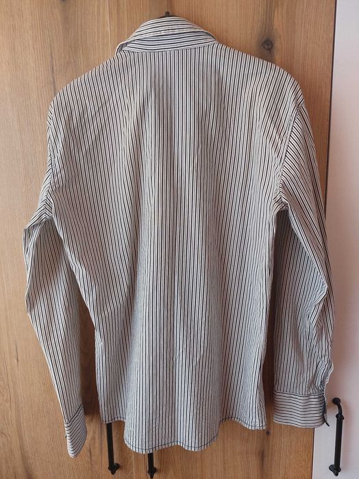 Риза с дълъг ръкав