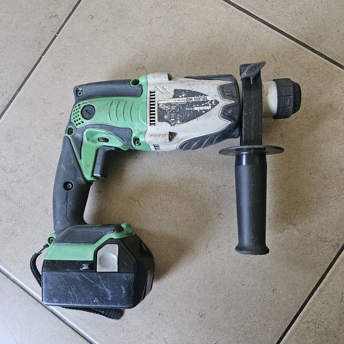 Masina gaurit cu percutie(burghiu) Hitachi(Hikoki) DH 18 DSL