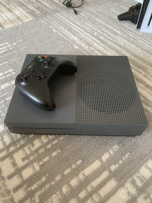 Xbox one S. ichida uyinlari+4 ta disc бонусга