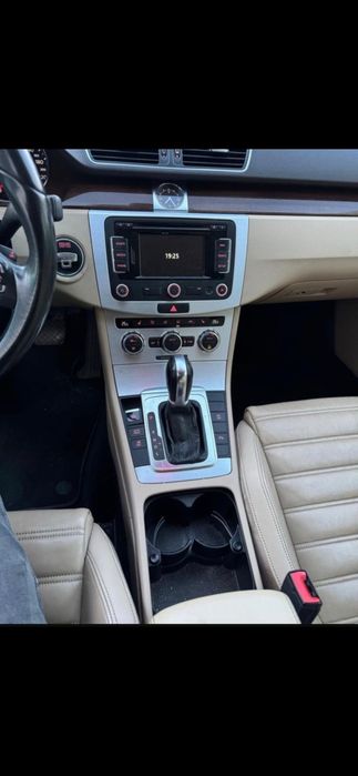 PRET FIX Vand passat B7 2.0 tdi 170cp Dsg Xenon Piele