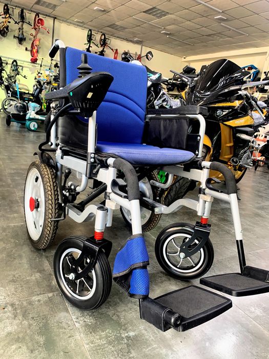 Инвалидная коляска сотилади
