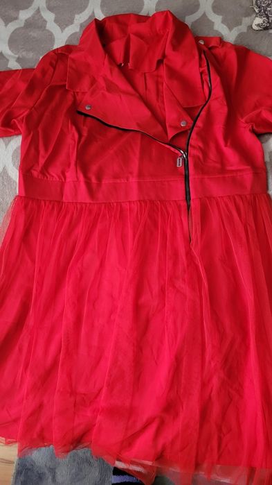 Платье женское красное