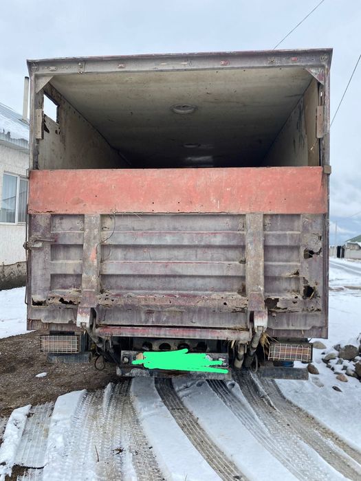 Срочна Мерседес бенз 814