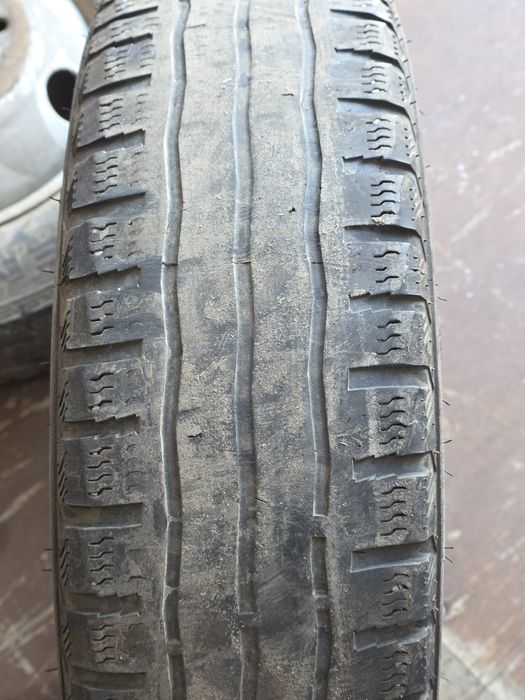 Продам резину на Газель