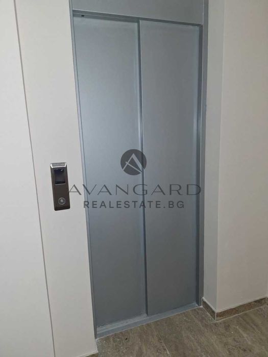 Продава се Двустаен апартамент в Пловдив, Коматево - 87 кв.м за 1290 €/кв.м - Снимка #5