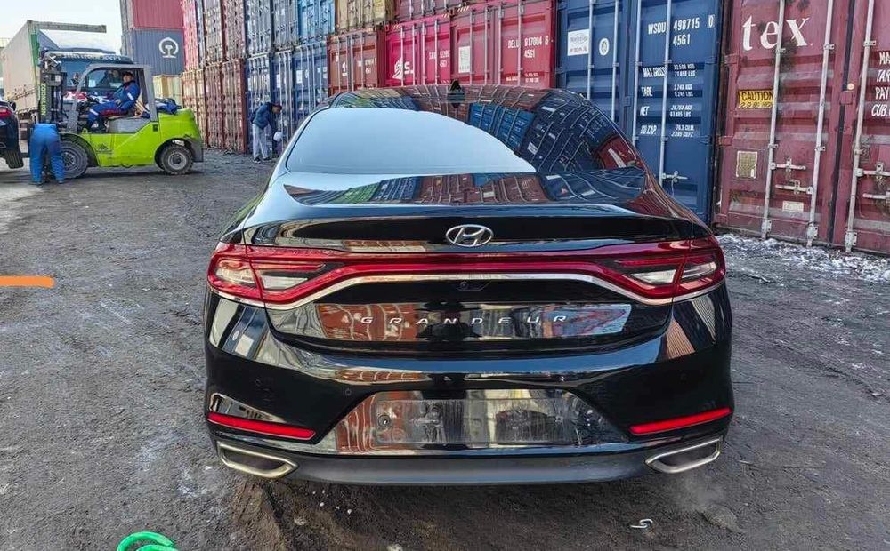 Продаю grandeur  2016г 2.4 бензин