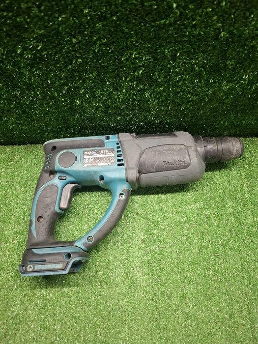 Перфоратор на Makita BHR202