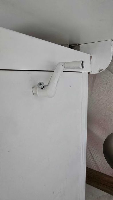 Стол кухонный/кофейный