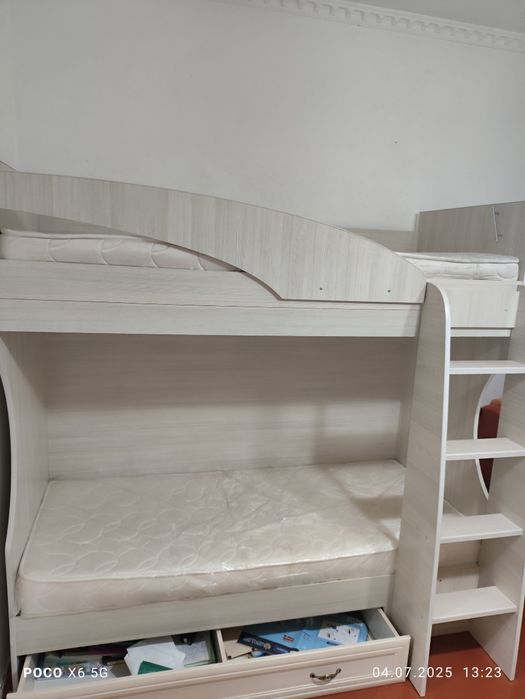 Продается двухъярусная кровать