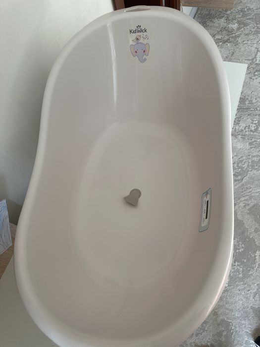 Продам ванночку Kidwick Doni