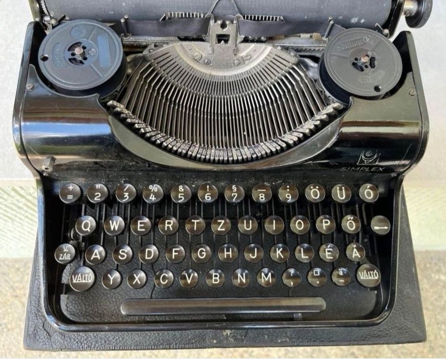 Mașina de scris Olympia Simplex