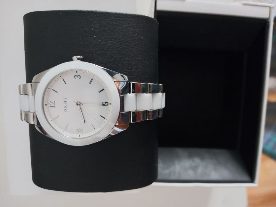 Ceas damă porțelan DKNY