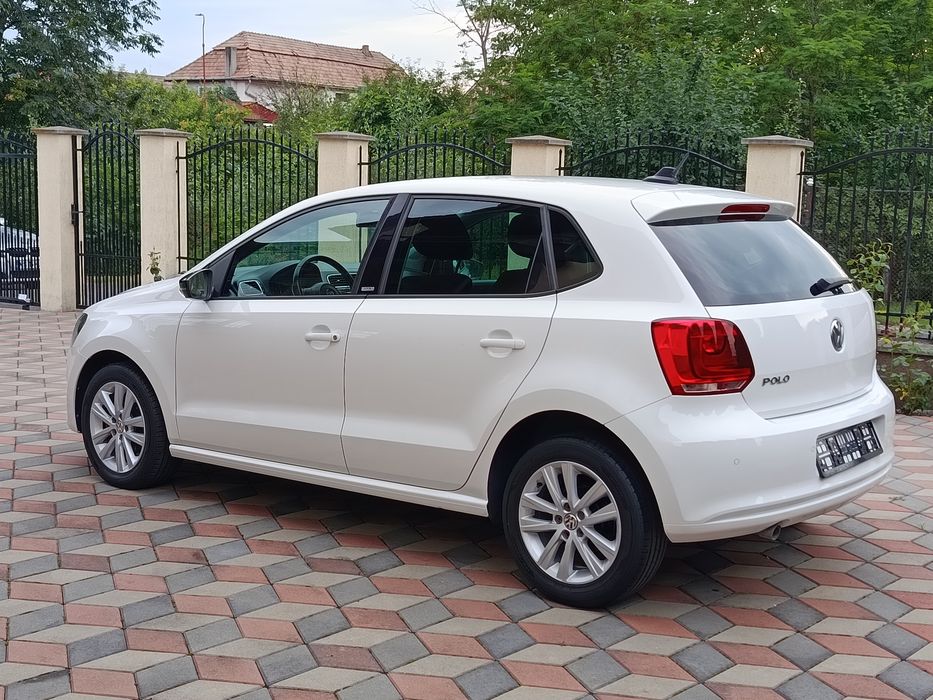 VOLKSWAGEN Polo 2012 — imagine 4