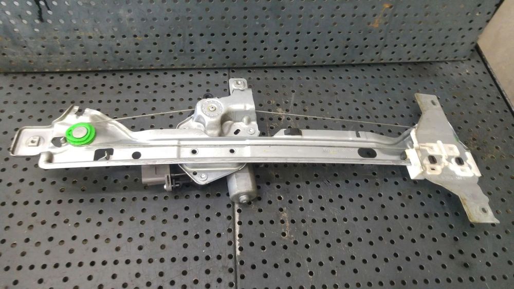 Macara cu motoras stanga spate peugeot 3008 0u 9682809780 912027104