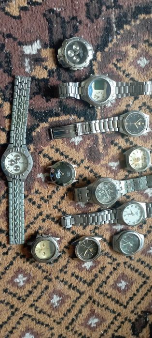 Продавам  часовници антики