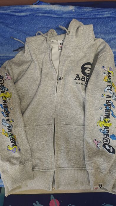 Продам кофту аапе новую