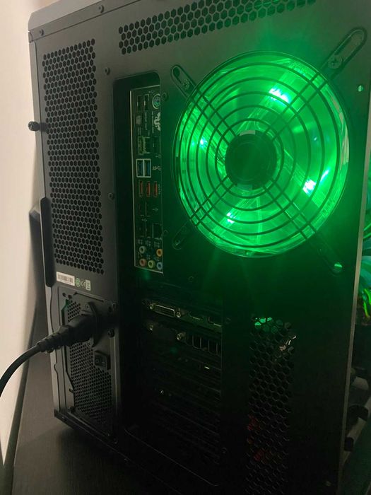 Бюджетен ГЕЙМИНГ | GTX 970 | 16 RAM