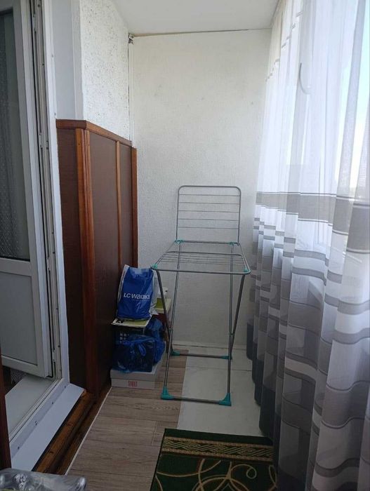 продам 1 ком. квартиру в 8 микрорайоне