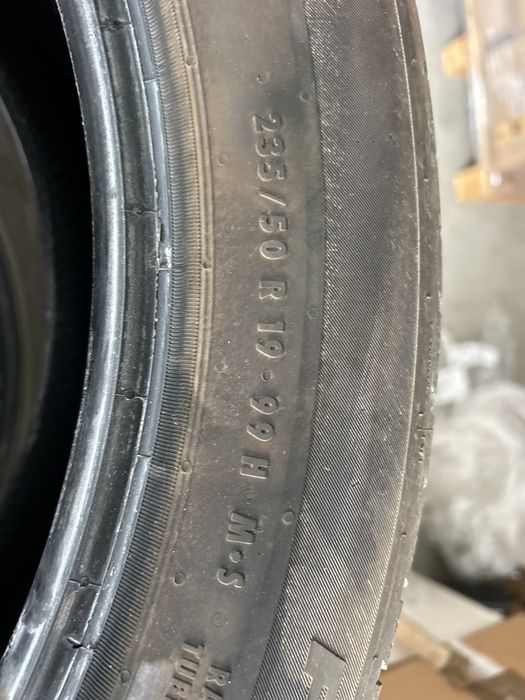 Гуми 235 50 19 продавам