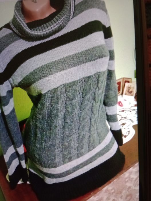 Pantaloni ,cardigane și plovere