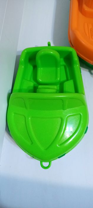 Лодка, кораблик для купания