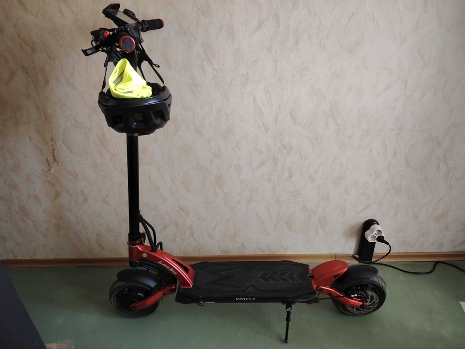 Продавам тротинетка KAABO MANTIS 10 DUAL PLUS RED
