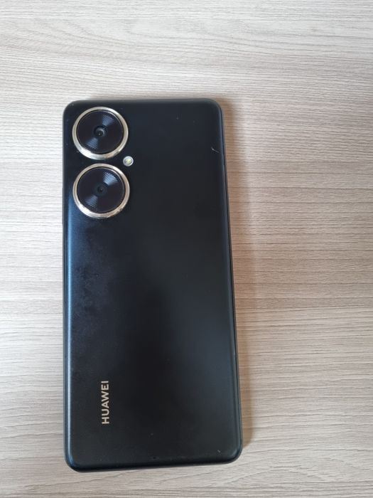 Продам смартфон Huawei nova 11i