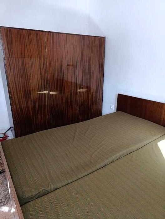 Продавам мебели много запазени