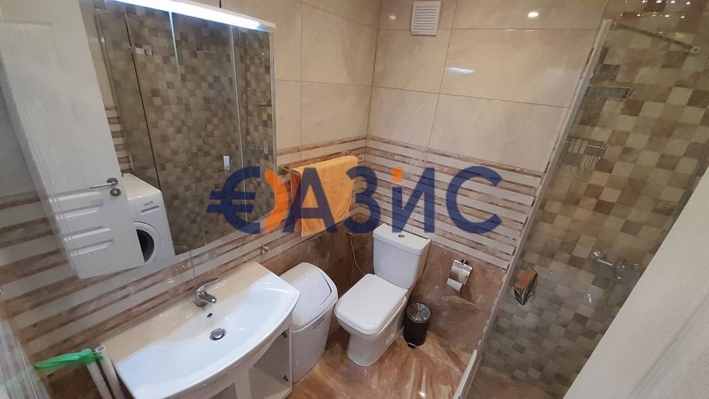 Продава се Двустаен апартамент в к.к. Слънчев бряг - 87 кв.м за 580 €/кв.м - Снимка #2