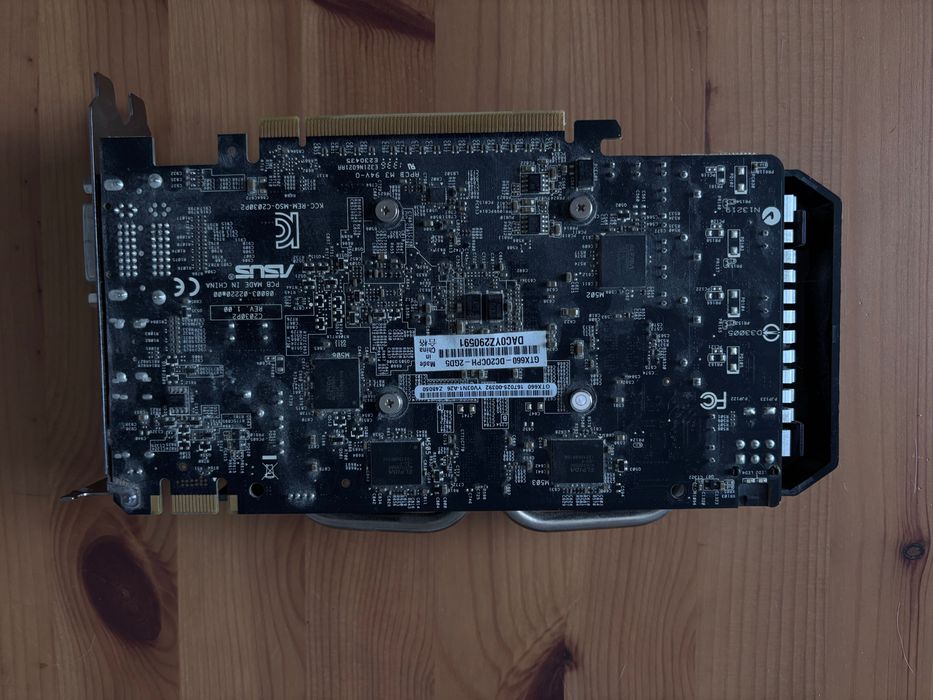 Placa video Asus nVidia GeForce GTX660, 2048MB, GDDR5, 192bit